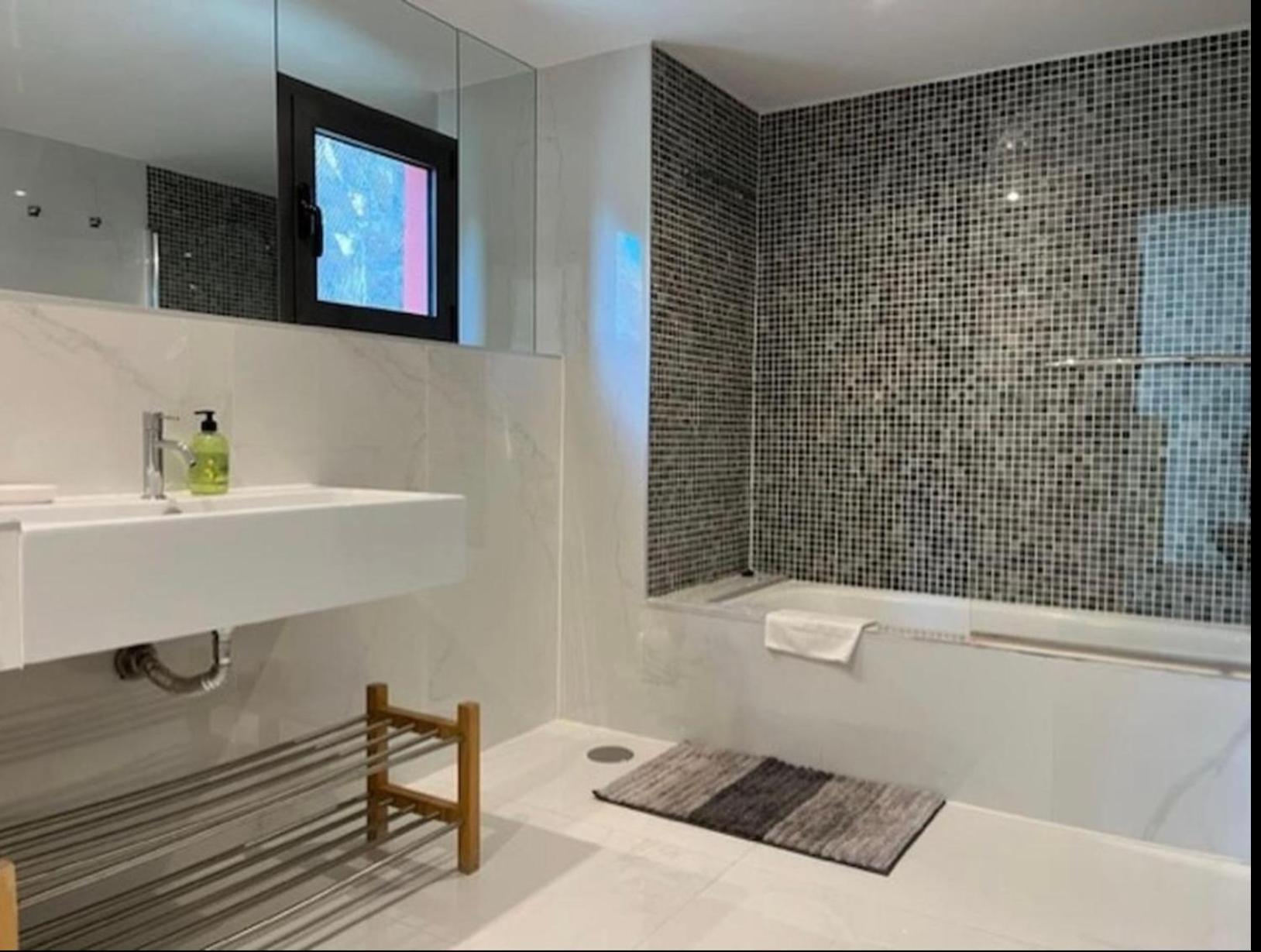 Villa Cooper San Bartolome Bagian luar foto